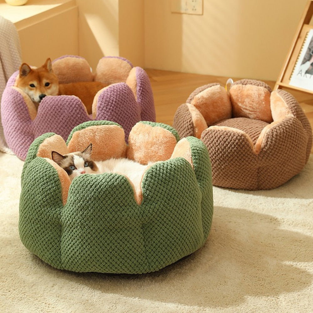 Soft Cat Nest Kennel Bed Flower Shape Comfortable Dog House for pet
