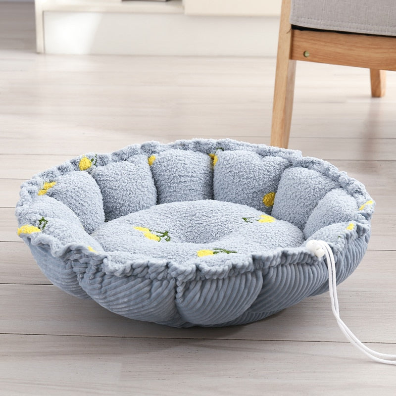Adjustable Petal-shaped Cat Dog nest bed for small pet